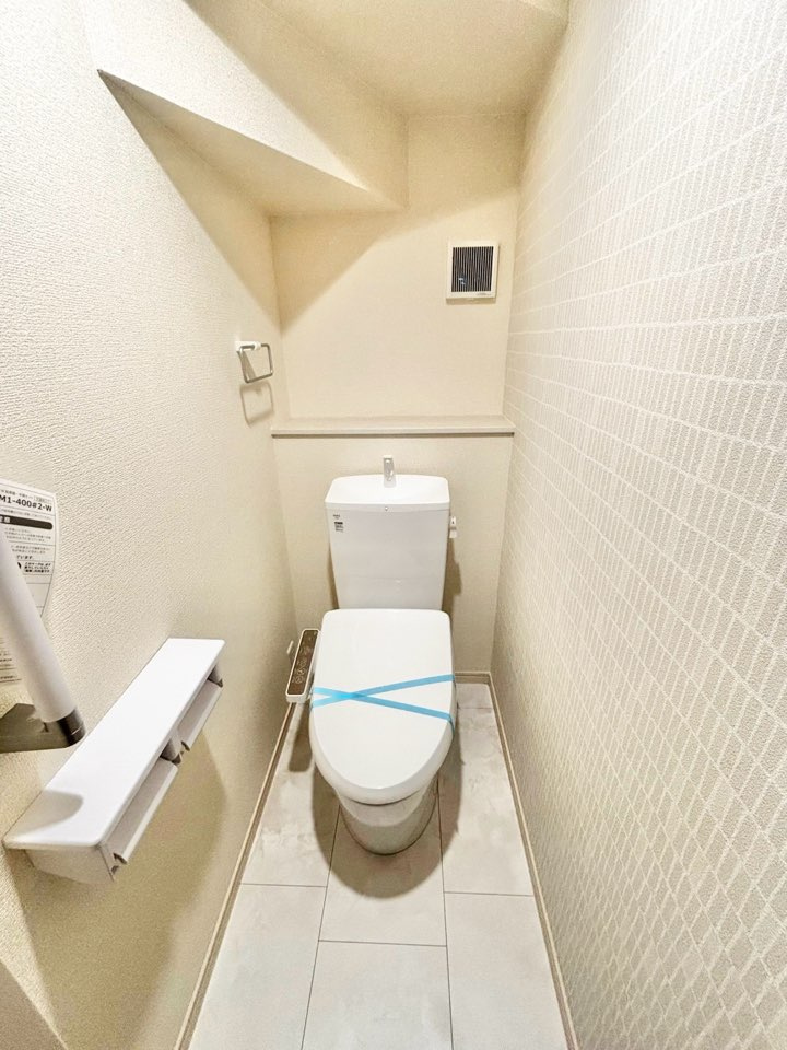 リーブルガーデン高浜市青木町第5　全9棟　新築戸建のトイレ