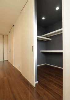 【収納】 | 富山市千原崎1丁目2棟売アパート