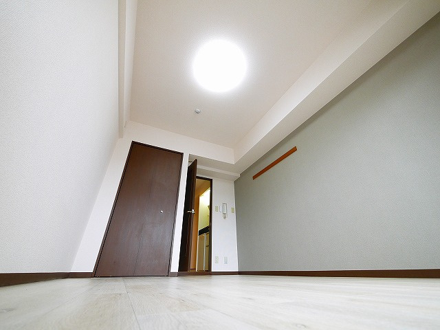 シティパレス富雄北の内装|内装は落ち着いています