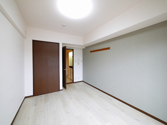 シティパレス富雄北の居間・リビング|こちらの居間で趣味の時間をお楽しみください