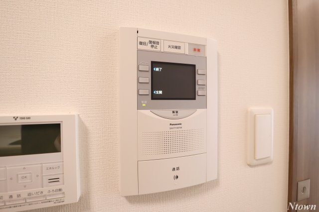 【セキュリティ】 | プレサンスTHE久屋大通レジェンド | モニター付きインターホンです