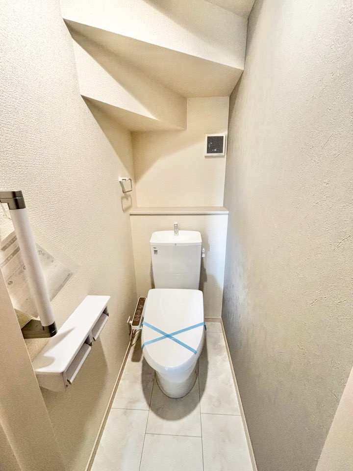 リーブルガーデン高浜市青木町第5　全9棟　新築戸建のトイレ