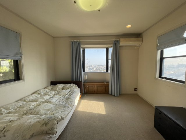 雲雀丘3丁目　戸建の洋室|ゲストルーム