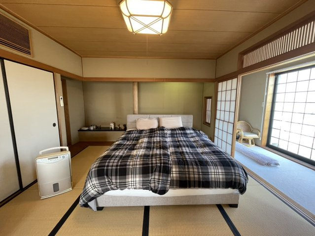 雲雀丘3丁目　戸建の和室|旅館のような和室です。