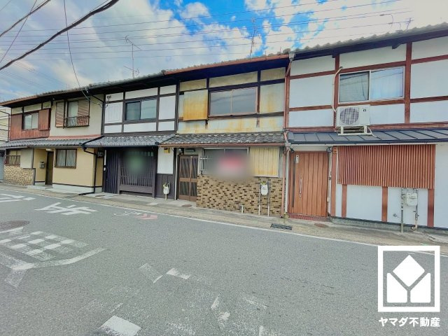 伏見区成町の外観