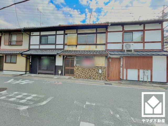 伏見区成町の外観