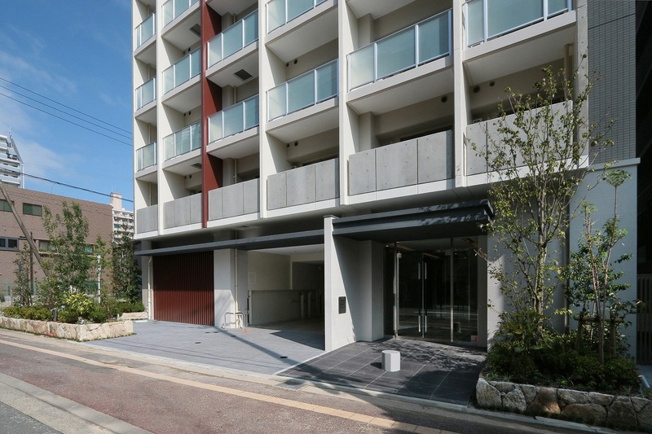 【エントランス】 | サヴォイ箱崎邸園