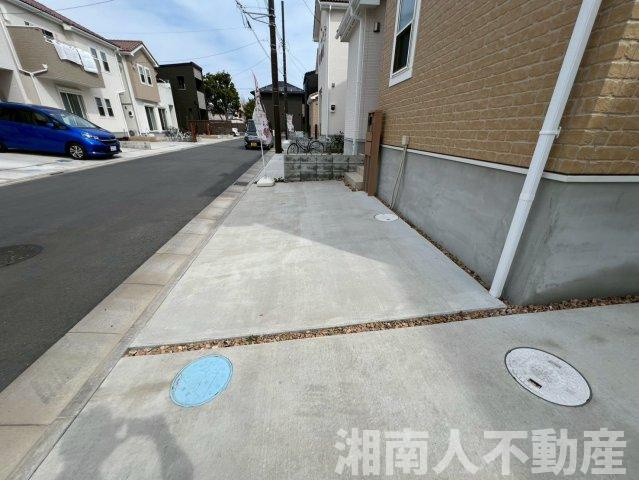 【現地画像あり】　平塚市徳延　全10棟の駐車場