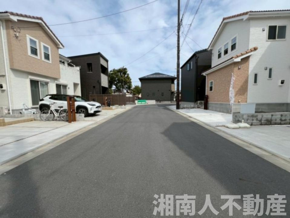 【現地画像あり】　平塚市徳延　全10棟の前面道路含む現地写真