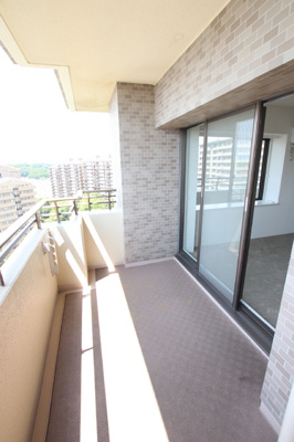 リビングのベランダです