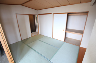 ６帖の和室