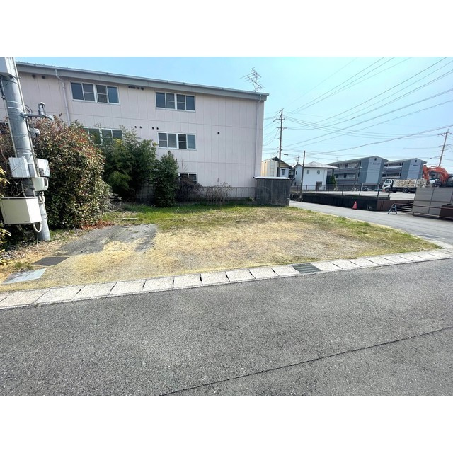 瑞穂市稲里の駐車場