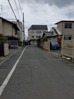 【前面道路含む現地写真】