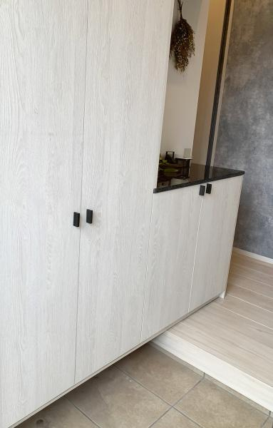 出雲市斐川町上直江中古戸建の玄関