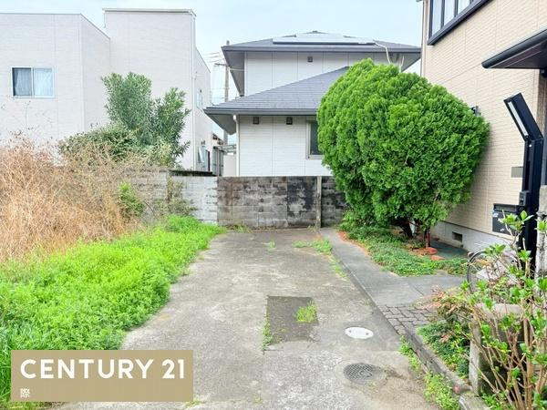 和歌山市西高松2丁目　土地の前面道路含む現地写真