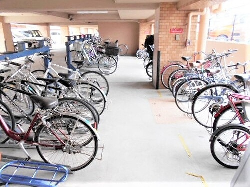 ライオンズマンション海田堀川町のその他|駐輪場　※2021年5月撮影