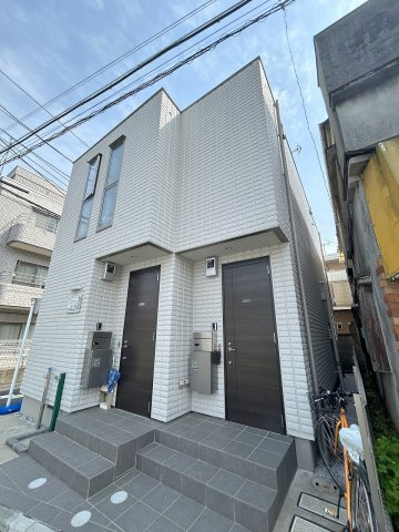 Ｎ－ＣＡＭＰＡＮＥＬＬＡの外観
