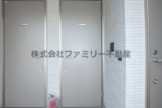【エントランス】 | トラビス水戸トモゑ