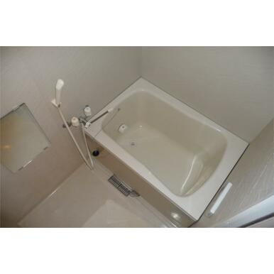 ヴィーブル【10.000円キャッシュバック対象物件】の浴室