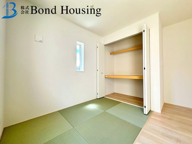 大久保小学校まで徒歩8分　お車2台駐車可能　松陰8期　2号棟のその他