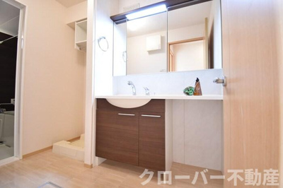 【独立洗面台】 | アリエッタ A棟 | 洗髪洗面化粧台