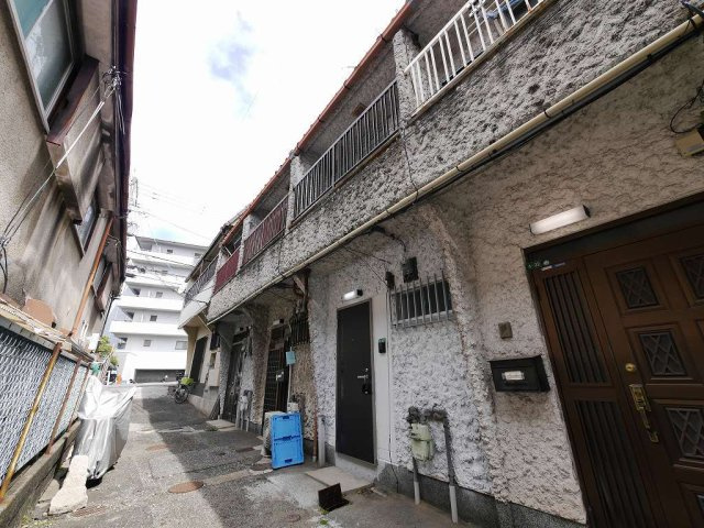 松下町テラスハウスの外観