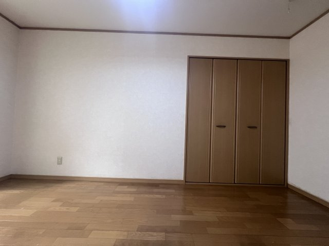 プチエミナールの寝室