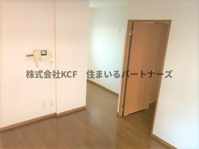 【居間・リビング】 | グランテージ中央町 | ゆったりとした居間です