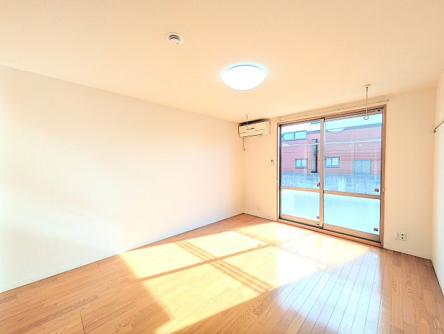 レジェンドヤマト大泉の洋室