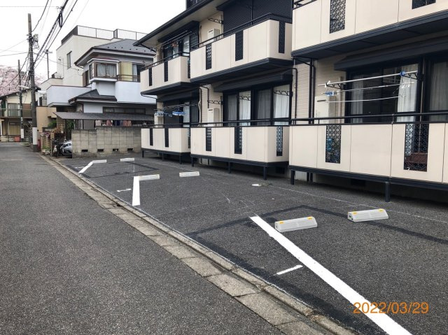 ヴェルデ光が丘駐車場の外観