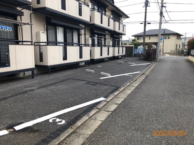 ヴェルデ光が丘駐車場の外観