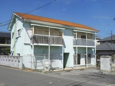 【外観】 | グリーンガーデンNo.2 | グリーンのオシャレな外観です♪