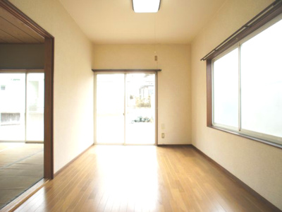 【居間・リビング】 | グリーンガーデンNo.2 | 日当たり良好！