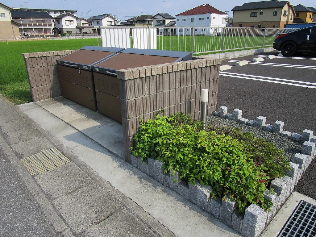 フェリオ Ｂの駐車場