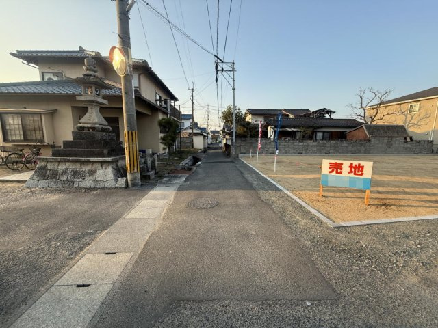 総社市溝口土地の前面道路含む現地写真