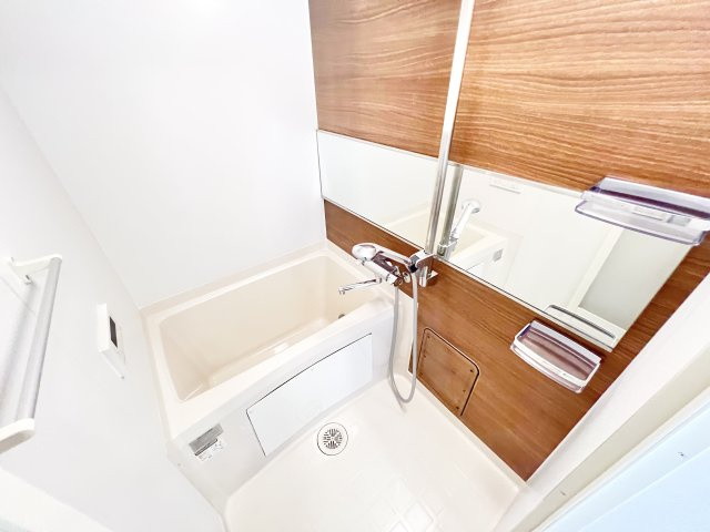 稲毛山王町レジデンスの浴室|※別部屋参考写真