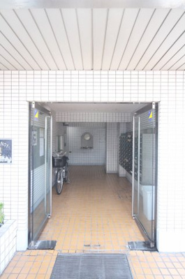 【エントランス】 | トップ狭山第1