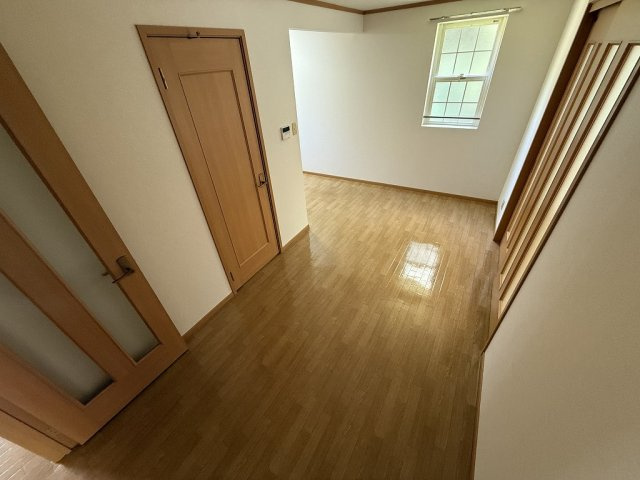 フォレスト六甲A棟の居間・リビング