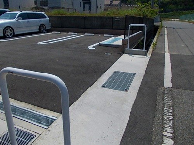 【駐車場】 | エクセレント　アベニュー