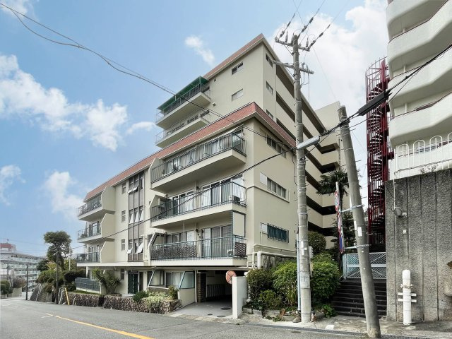 東山ハイツの外観|建物外観を気になさる方へ、見た目の良い物件です