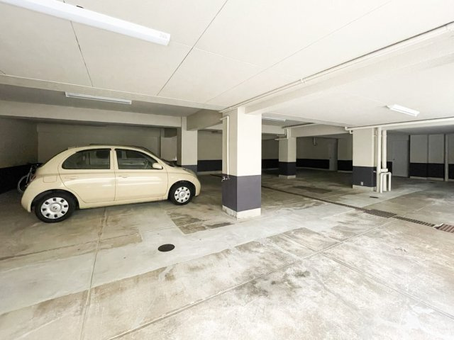 東山ハイツの駐車場|駐車場に車を止められます