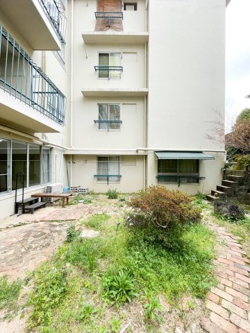 東山ハイツのその他共用部分|中庭