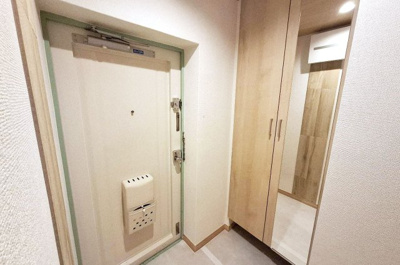 【玄関】 | 泉北茶山台第１次住宅１１号棟 | シンプルで使いやすい玄関です