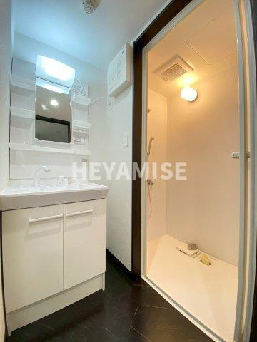 デ・クメール寺町通りの洗面所