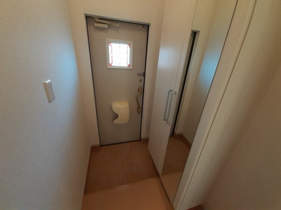 【玄関】 | リジェールⅢ | 玄関です