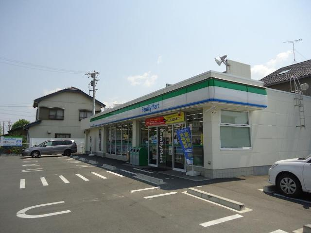 フォレストテラスの周辺|ファミリーマート豊川末広通店まで731ｍ