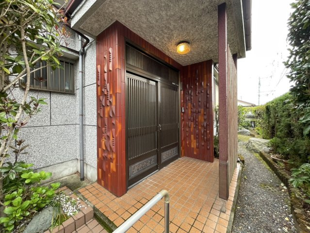 【玄関】 | 西伊敷７丁目　中古住宅