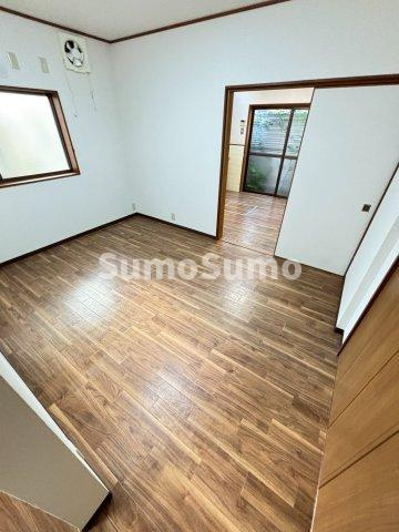 上甲子園１丁目貸家の居間・リビング