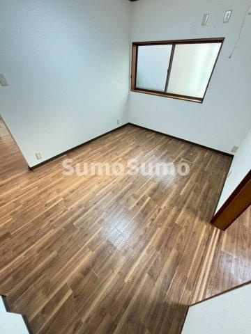 上甲子園１丁目貸家の居間・リビング