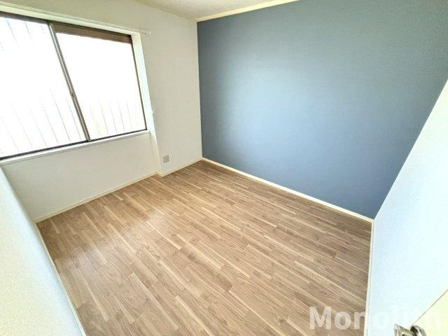 ベルメゾン上松の洋室